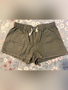 No Boundaries Olive Green Elastic Waist Shorts